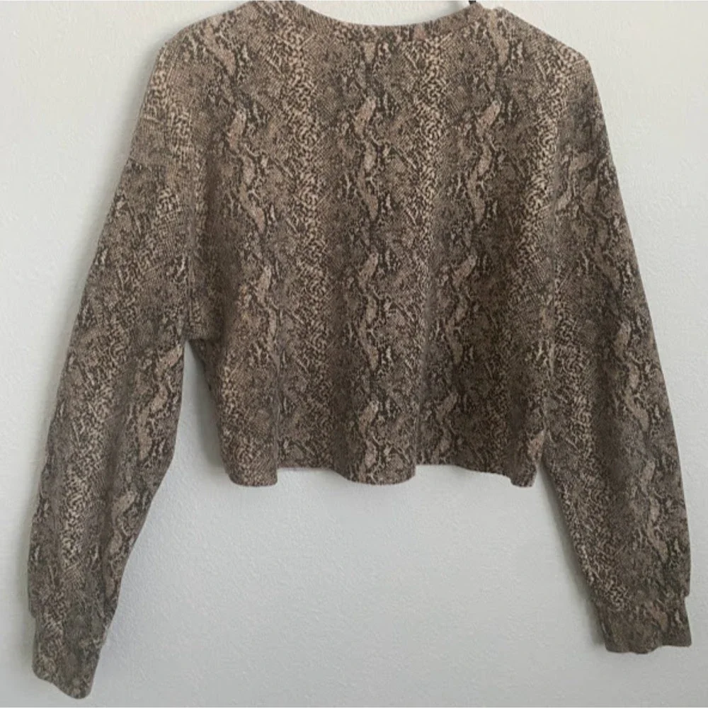 Zara Trafaluc Brown Snake Print Long Sleeve Cropped Sweat Shirt S
